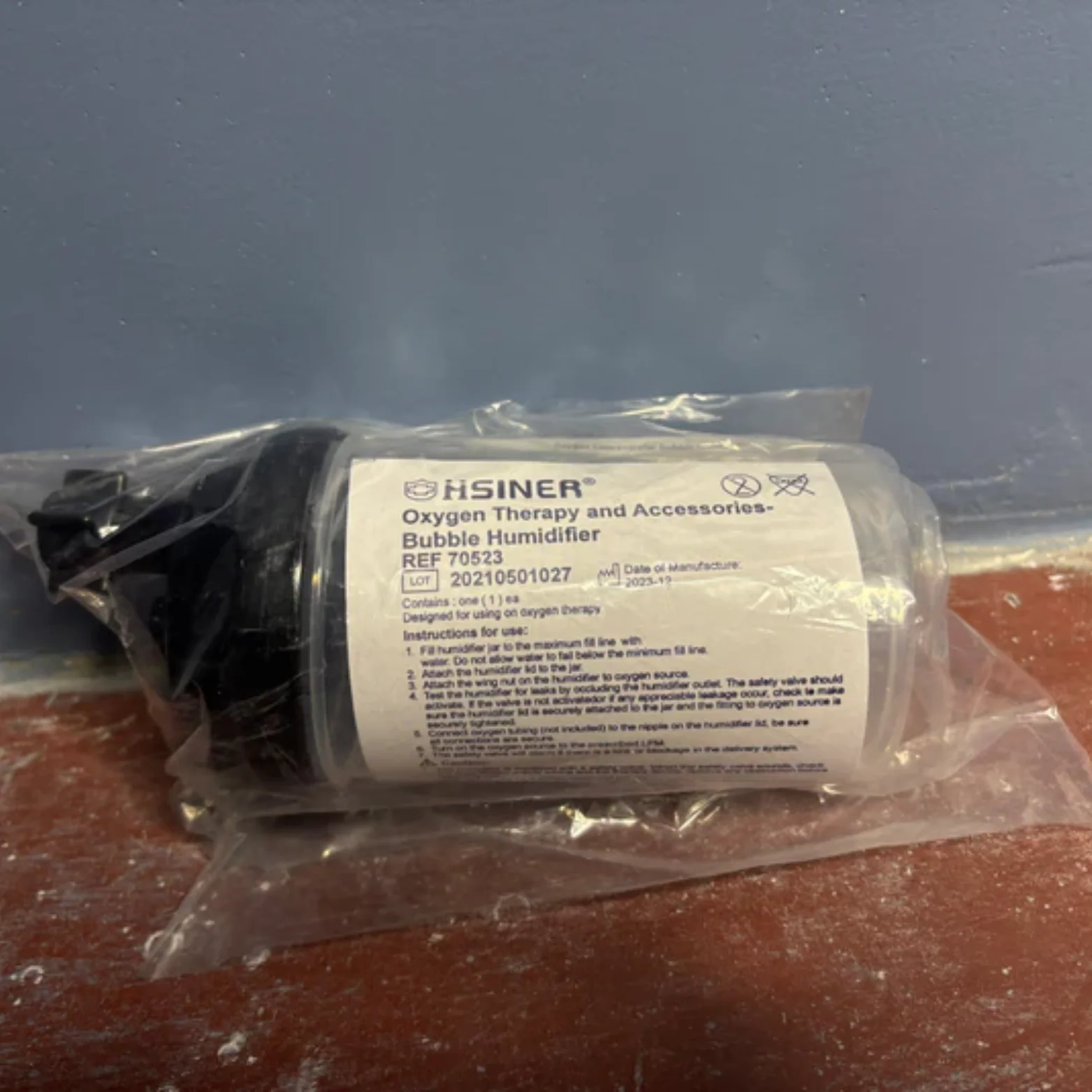 Untitled design (18) Humidifier Bottle for Oxygen Concentrators - Image 1